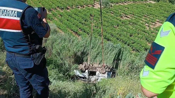 Manisa'da Feci Kaza: 50 Metrelik Uçuruma Yuvarlanan Aracın Sürücüsü Hayatını Kaybetti