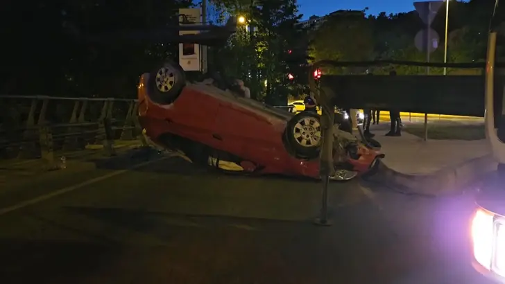 Şişli’de Hareketli Gece: Köpeğe Çarpmamak İçin Takla Atan Sürücü 194 Promil Alkollü Çıktı