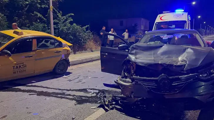 Bursa'da Alkollü Sürücü Taksiye Çarptı: 1 Yaralı, 25 Bin Lira Ceza