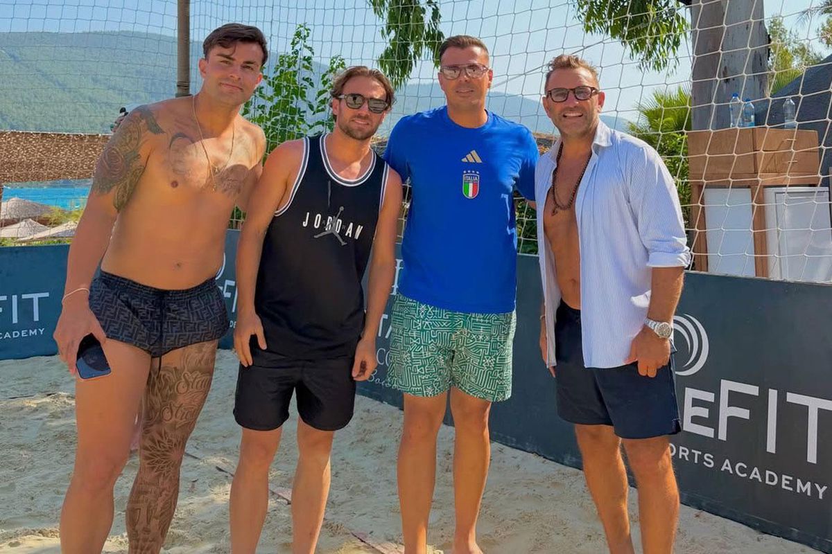 Galatasaray'da Tatil Mesaisi: Okan Buruk ve Yıldız Oyuncular Bodrum'da Stres Attı