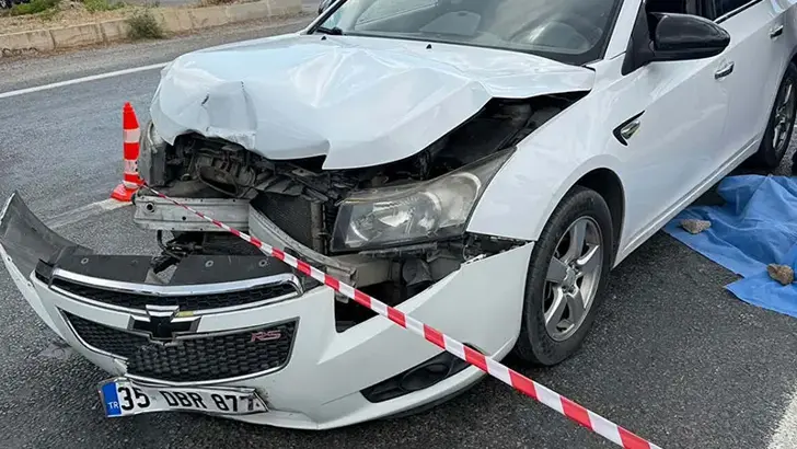 İzmir'in Menderes İlçesinde Feci Kaza: 1 Ölü, 5 Yaralı