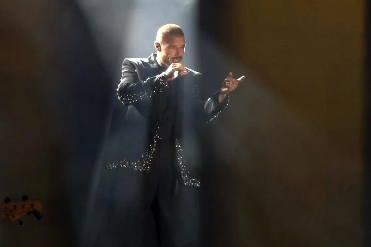 Latin Popunun Efsanesi Ricky Martin 15 Yıl Aradan Sonra İstanbul'u Salladı