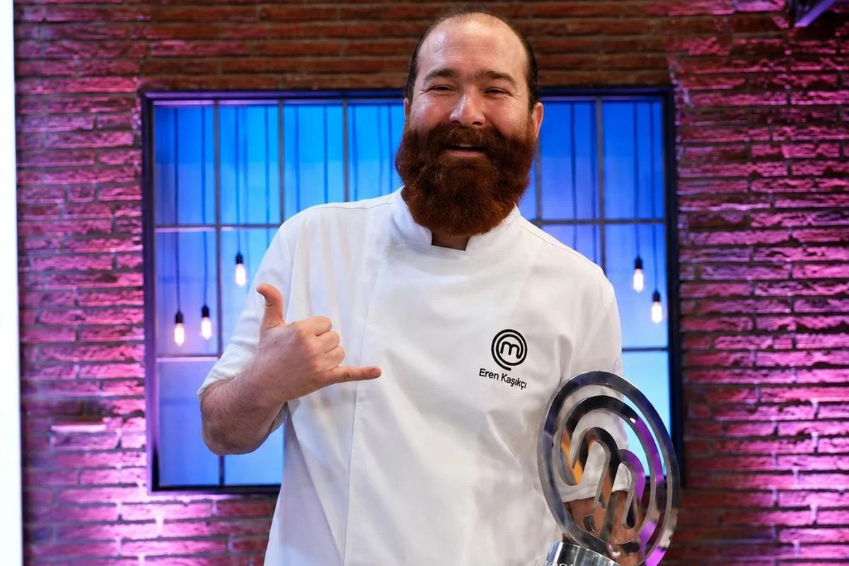 MasterChef 2021 Şampiyonu Şef Eren Kaşıkçı Kilyos'taki Evinde Ölü Bulundu