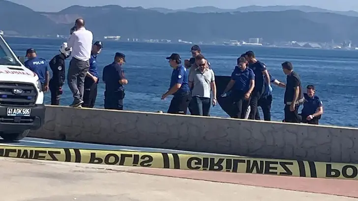 Darıca Sahilinde Sır Dolu Olay: 3 Kardeş Denizde Ölü Bulundu, Aranan Dördüncü Kardeş Sağ Kurtarıldı