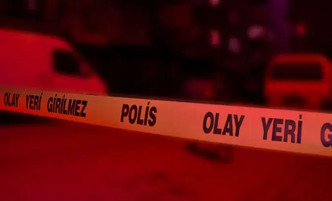 İzmir'de Feci Kaza: Tankerin Çarptığı Otomobildeki Çift Hayatını Kaybetti
