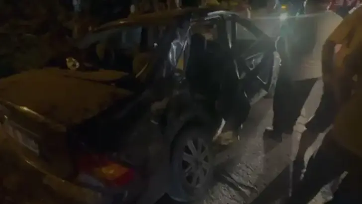 Kastamonu'da Korkutan Kaza: İki Otomobil Çarpıştı, 1'i Ağır 4 Yaralı