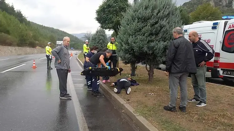 Manisa'da Görev Başındaki Karayolları Personeline Otomobil Çarptı
