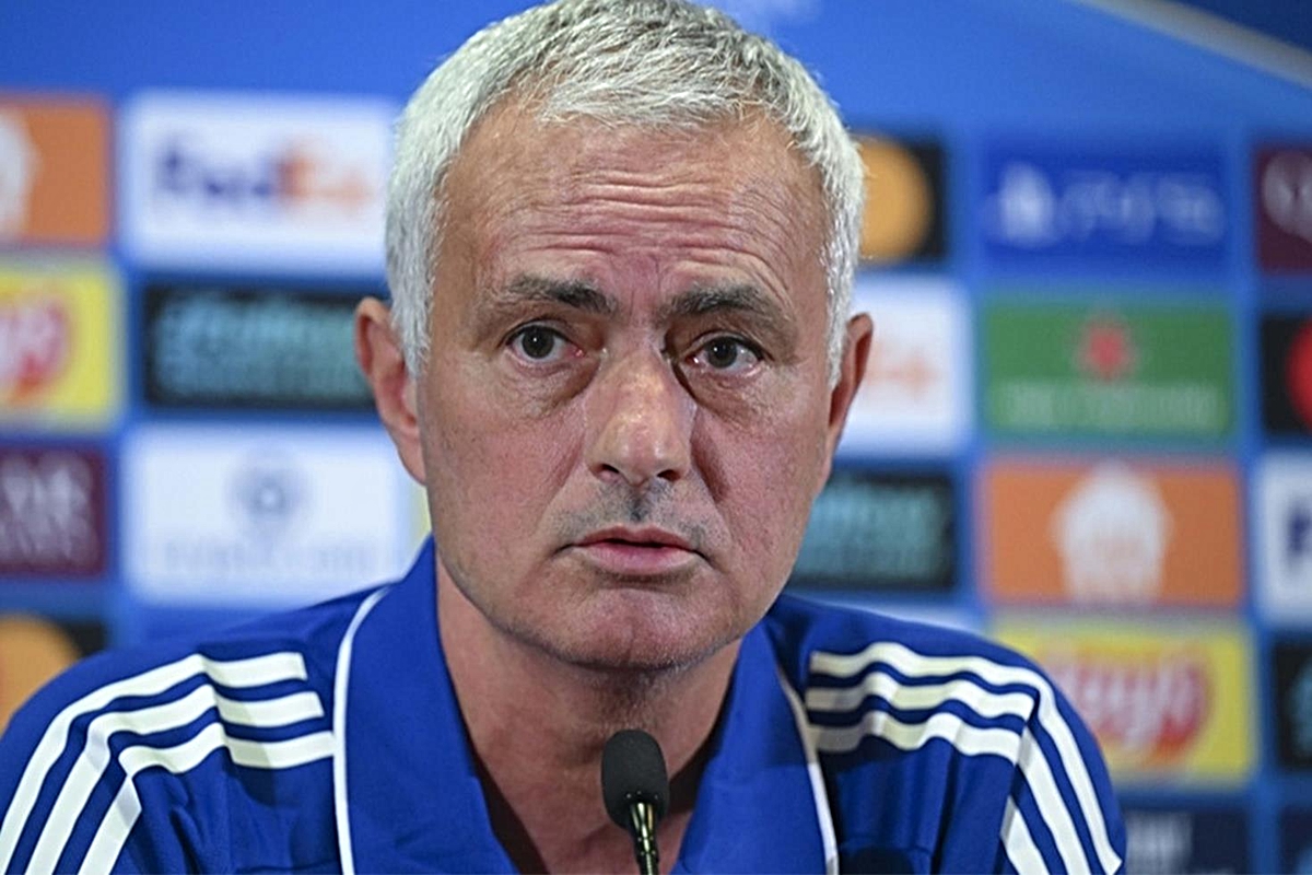 Mourinho'dan Arda Güler İçin Çarpıcı Sözler: "İlk 11'in Vazgeçilmezi Değil"