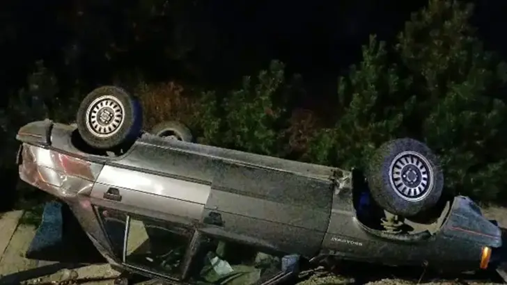 Çorum-Samsun Karayolunda Kaza: İki Otomobilin Çarpıştığı Olayda 2'si Çocuk 3 Kişi Yaralandı